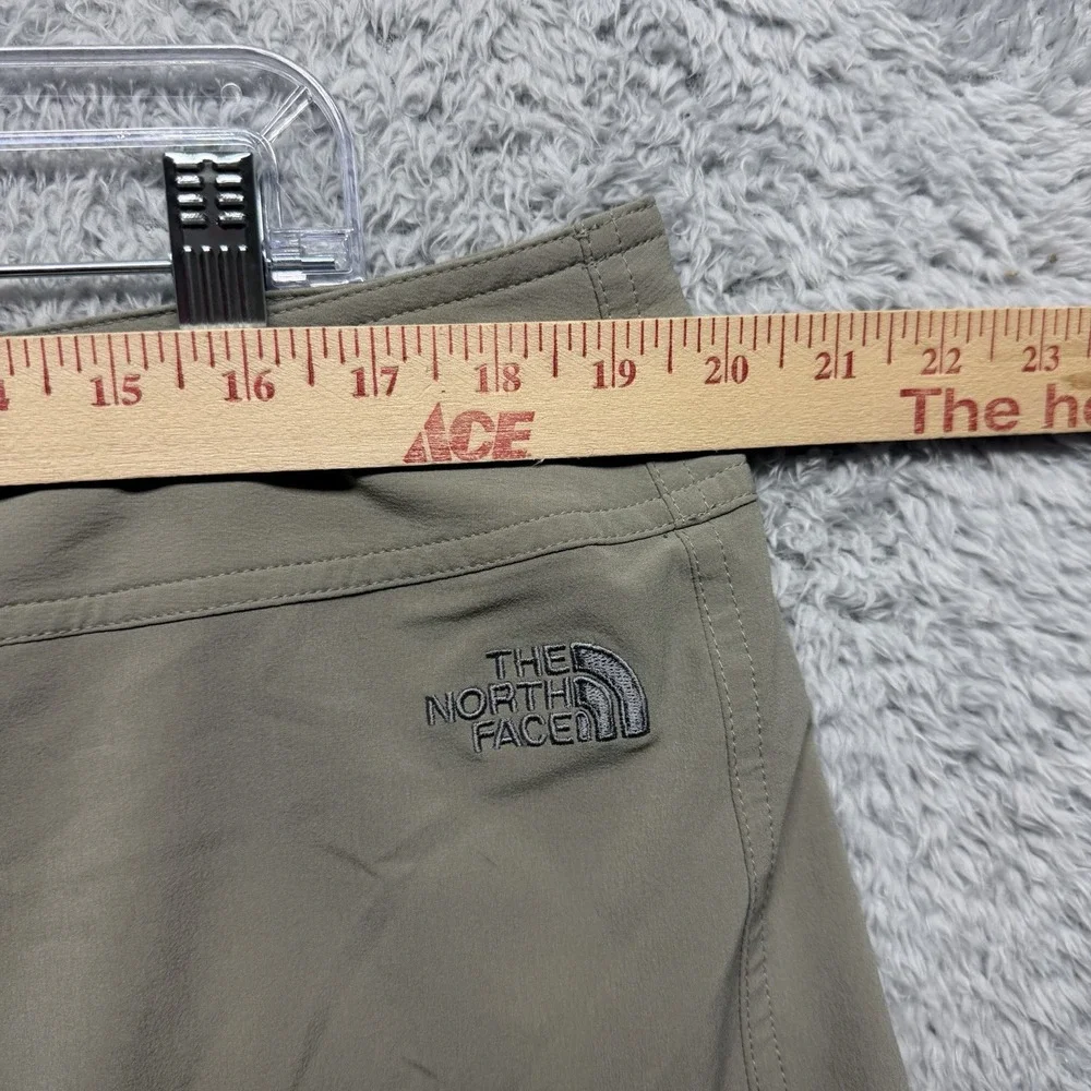 The North Face Mens Boardshorts Size 38 Khaki Tan Hybrid Apex Stretch Watersport